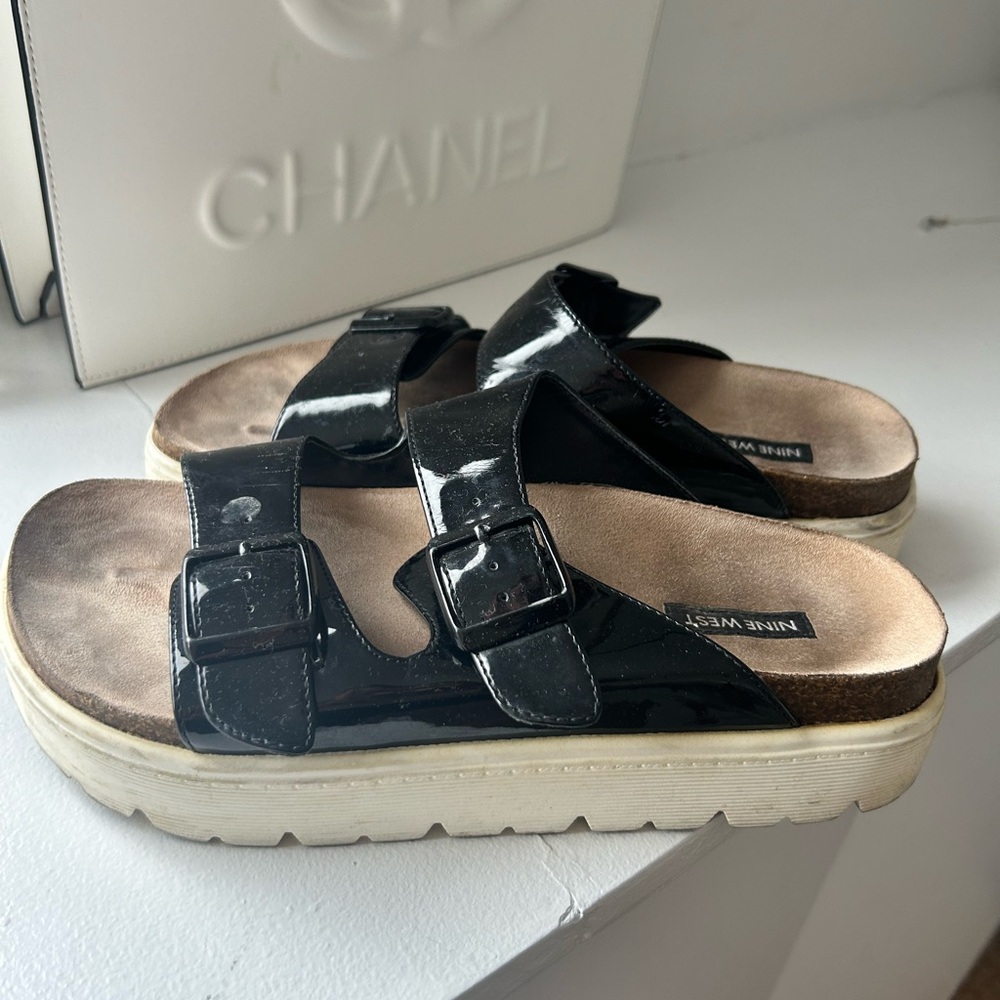 Nine West Platform Buckle Sandle